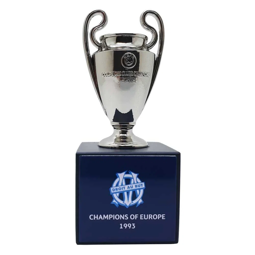 UEFA Om Champions League Vainqueur: Olympique Marseille (1993) - Replique Trophée (45mm) sur Socle