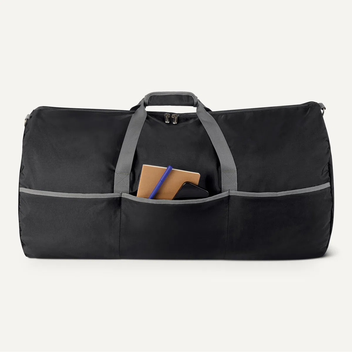 Amazon Essentials Grand Sac de Voyage Nylon Pliable 82,3cm avec Poches Zippées, 150L, Capacité de 22,6kg, Noir (Anciennement Amazon Basics)