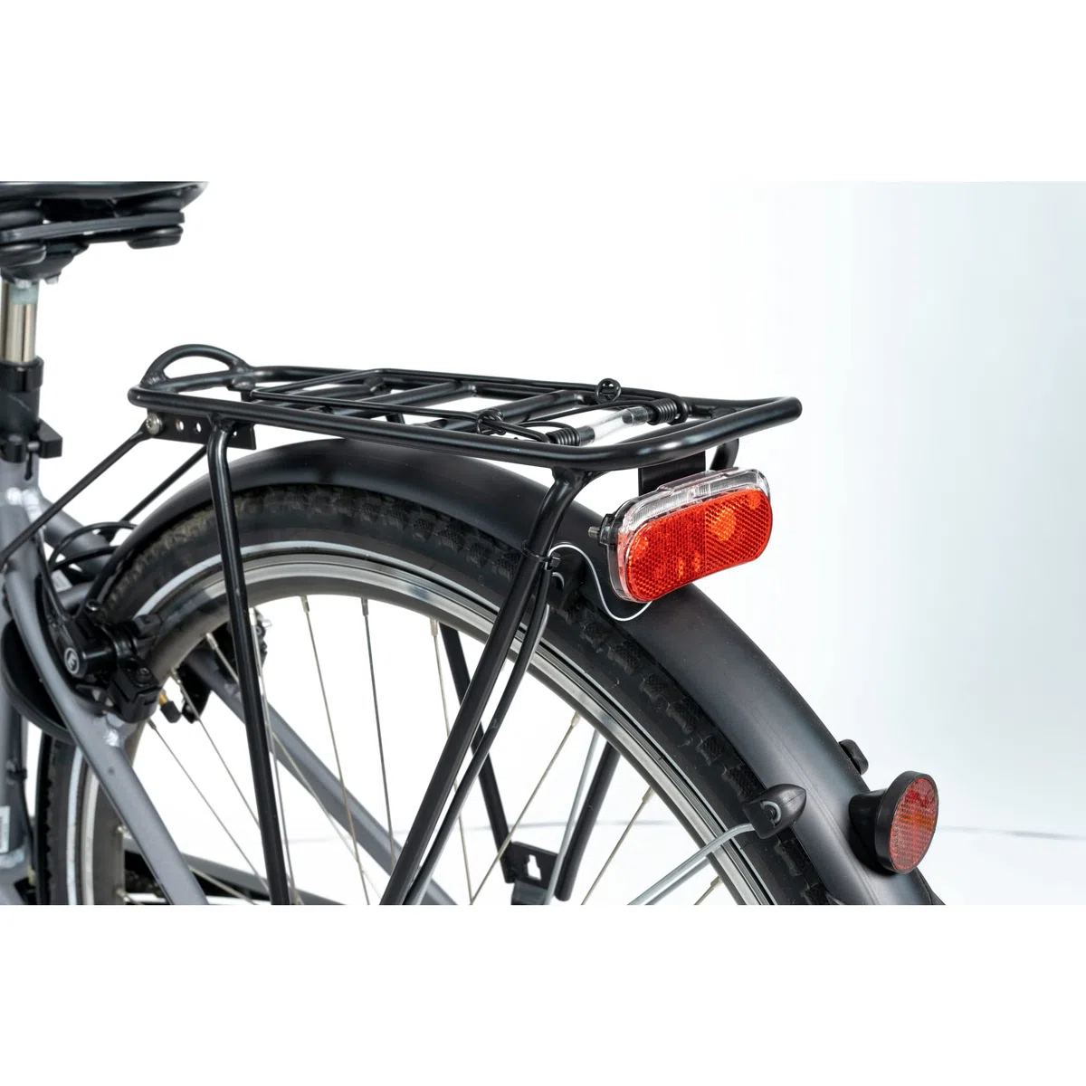 Fischer Feu arrière dynamo LED pour porte-bagages, avec feu de position et réflecteur intégré, protection contre les projections d'eau selon IP44, certifié StVZO