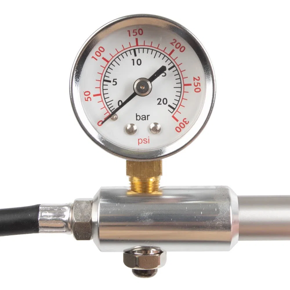 GIYO Shock Pump