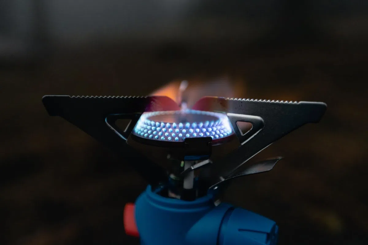 Campingaz Twister Plus PZ, Cuisinière à Gaz pour le Camping ou les Festivals, Manipulation Facile, Taille Unique, Bleu
