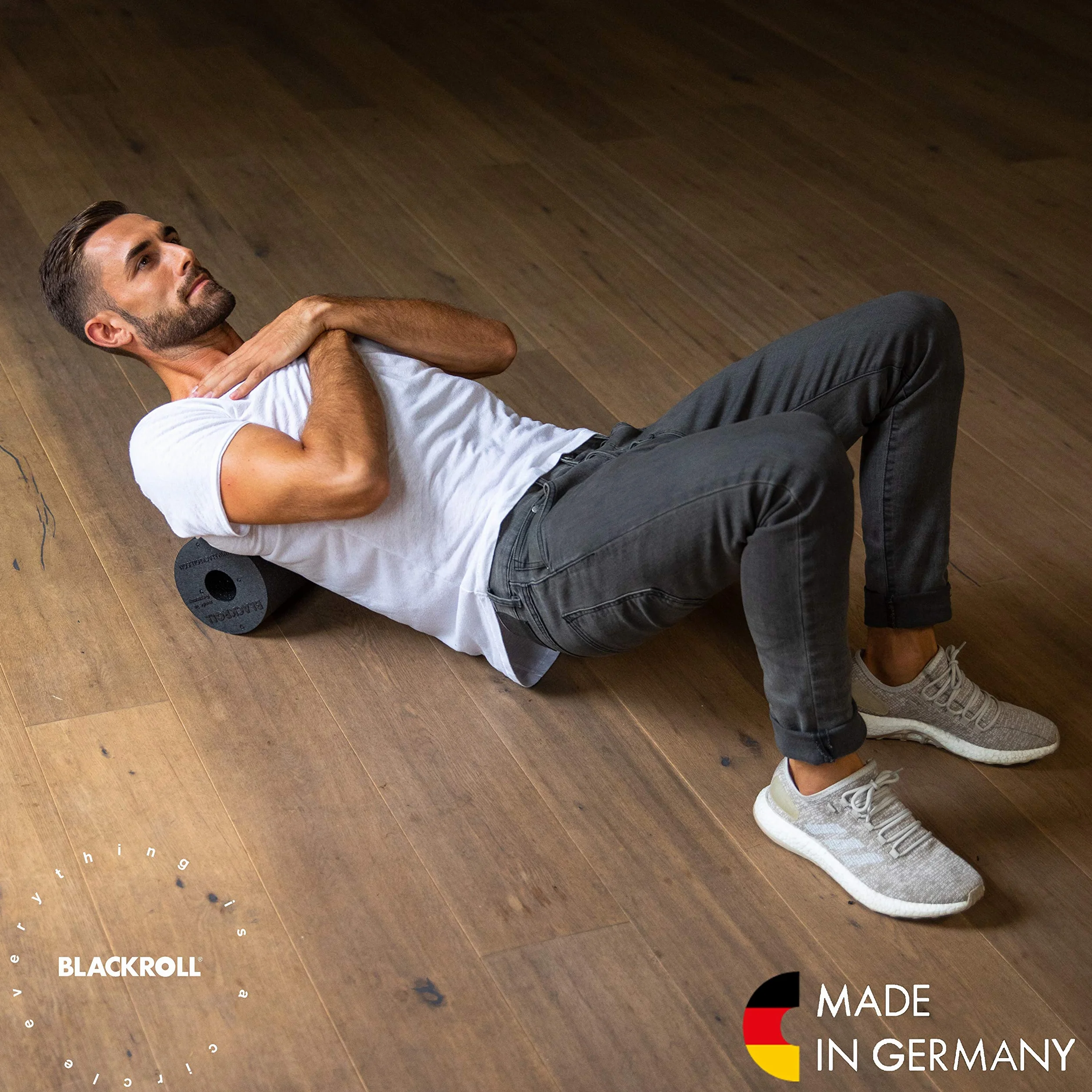 BLACKROLL STANDARD (30 x 15 cm) | Rouleau de massage et d’automassage original pour l’exercice des fascias, crossfit & yoga | Foam roll noir en différentes tailles