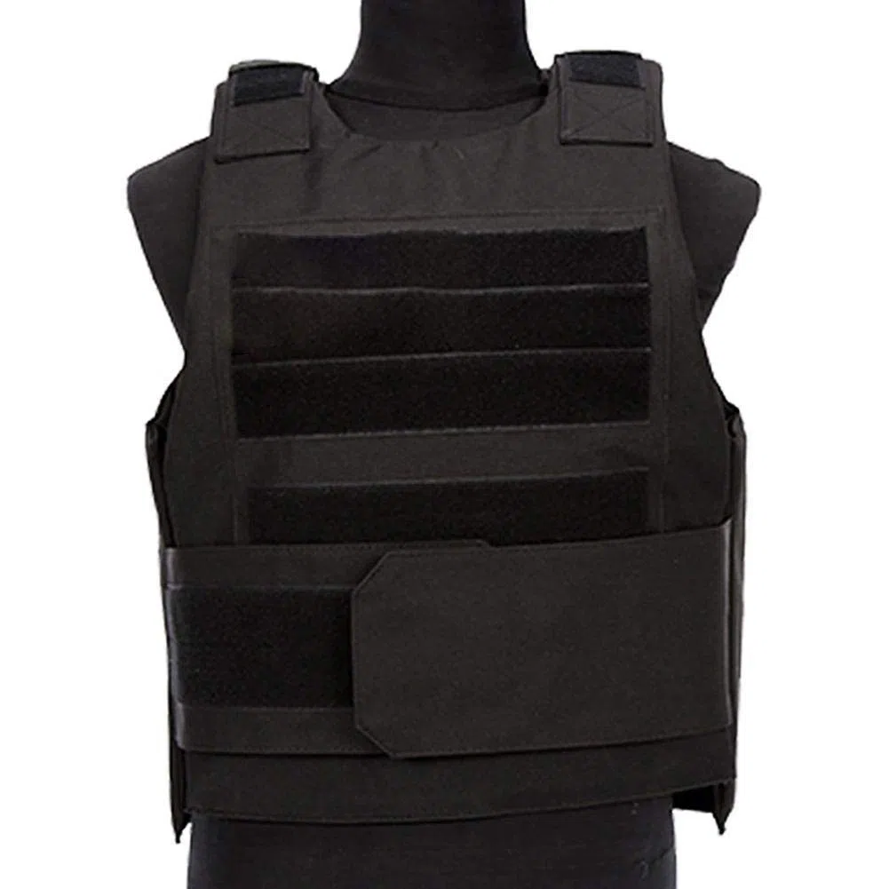 Le Gilet Tactique Black Hawk Airsoft est Ajustable pour Le Gilet de Protection d'entraînement CS léger en extérieur.