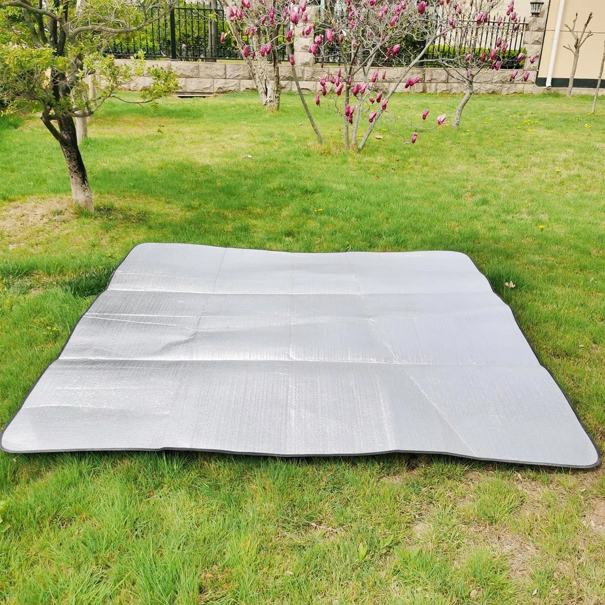 200 * 200cm Tapis De Sol Isolant en Aluminium, Tapis De Camping, Tapis Isolant CampingTapis Isolant Thermique Aluminium Étanche, pour Camping Randonnée Pique-Nique