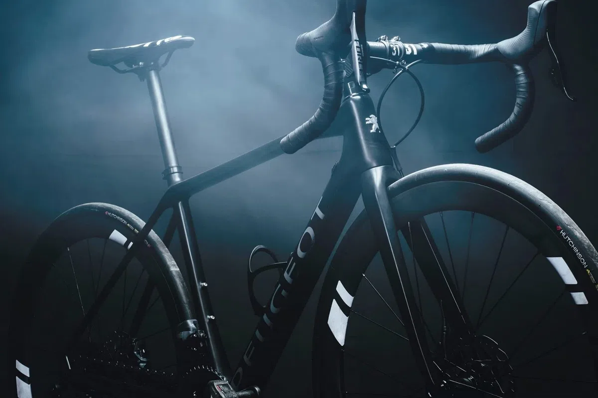 THE BEAM - WHEEL FLASH 2.0 - Autocollants haute visibilité pour jantes et roues de vélo - 12 autocollants prédécoupés, étanches, adaptés à toutes les roues et jantes
