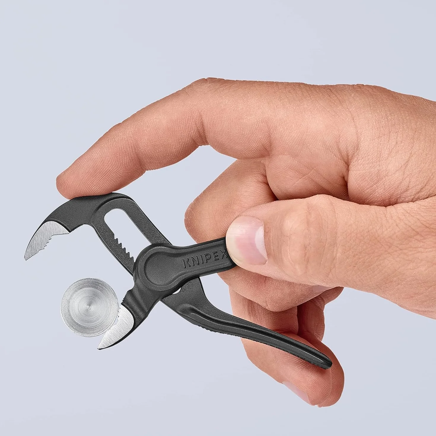 Knipex Cobra XS Mini-Pince multiprise, 100 mm, écrous jusqu'à 24 mm, tuyaux jusqu'à 28 mm, réglage fin par bouton pression, autobloquante, 87 00 100
