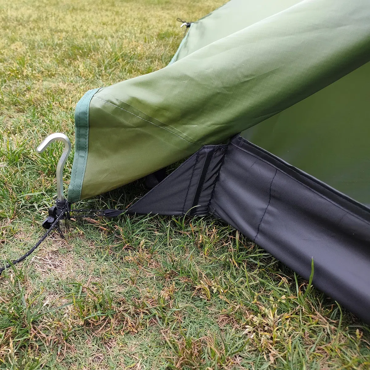 Tente de Camping 2-4 Personnes Imperméable avec Trou Poêle à Bois 4 Saisons Tipi