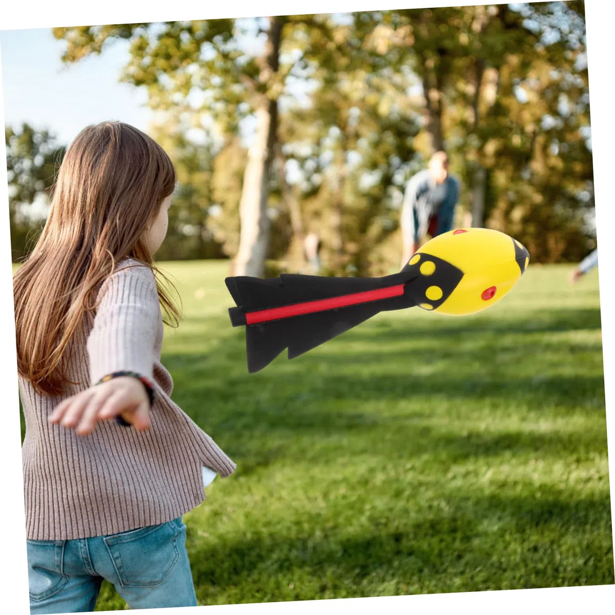 Ballon de Football pour Garçon et Filles en Mousse PU Eva avec Sifflet Intégré, Outil D'entraînement Lancer pour Jeux Extérieur Jardins et Terrains de Sport