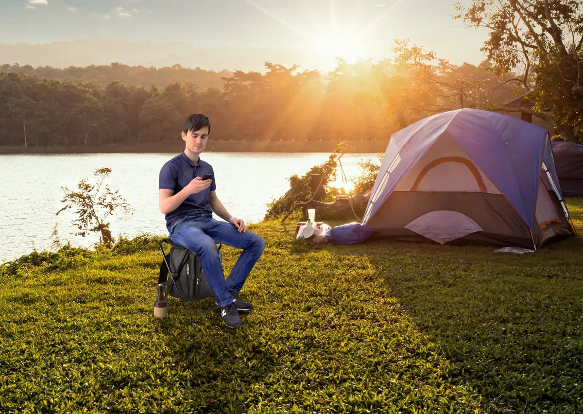 Stagecaptain CS-3640 BK Coolstool Tabouret Glacière - Sac Isotherme avec Sac à Dos - Tabouret Pliable Camping avec 2 Poches Extérieures - Idéal Pique-Nique ou Pêche - Noir