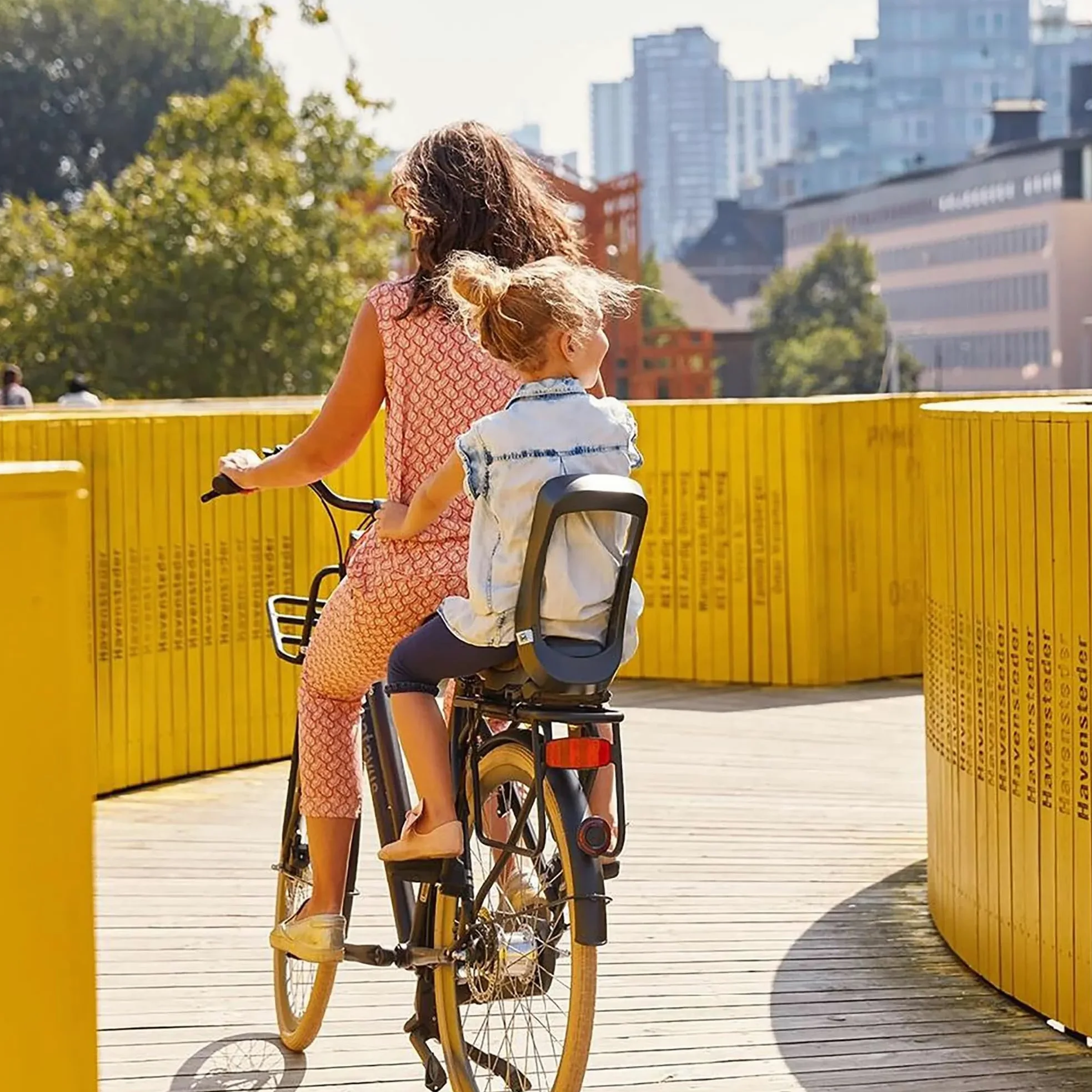 Siège de vélo Urban iki Junior – Montage sous Le Garde-Boue avec Serrure