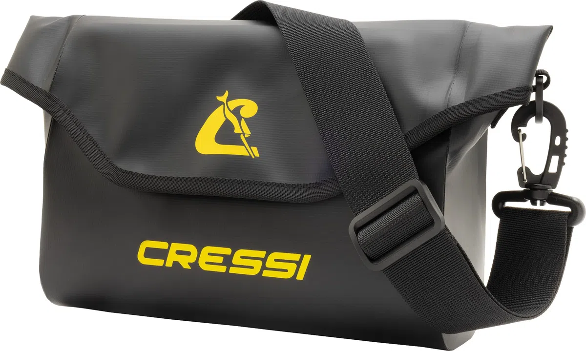 CRESSI Depuis 1946 - Wombat Pouch Black Sac Banane Multifonction étanche en PVC Tarpulin Noir pour Transport et Protection d’Objets et Accessoires Contre Eau Sable poussière et humidité