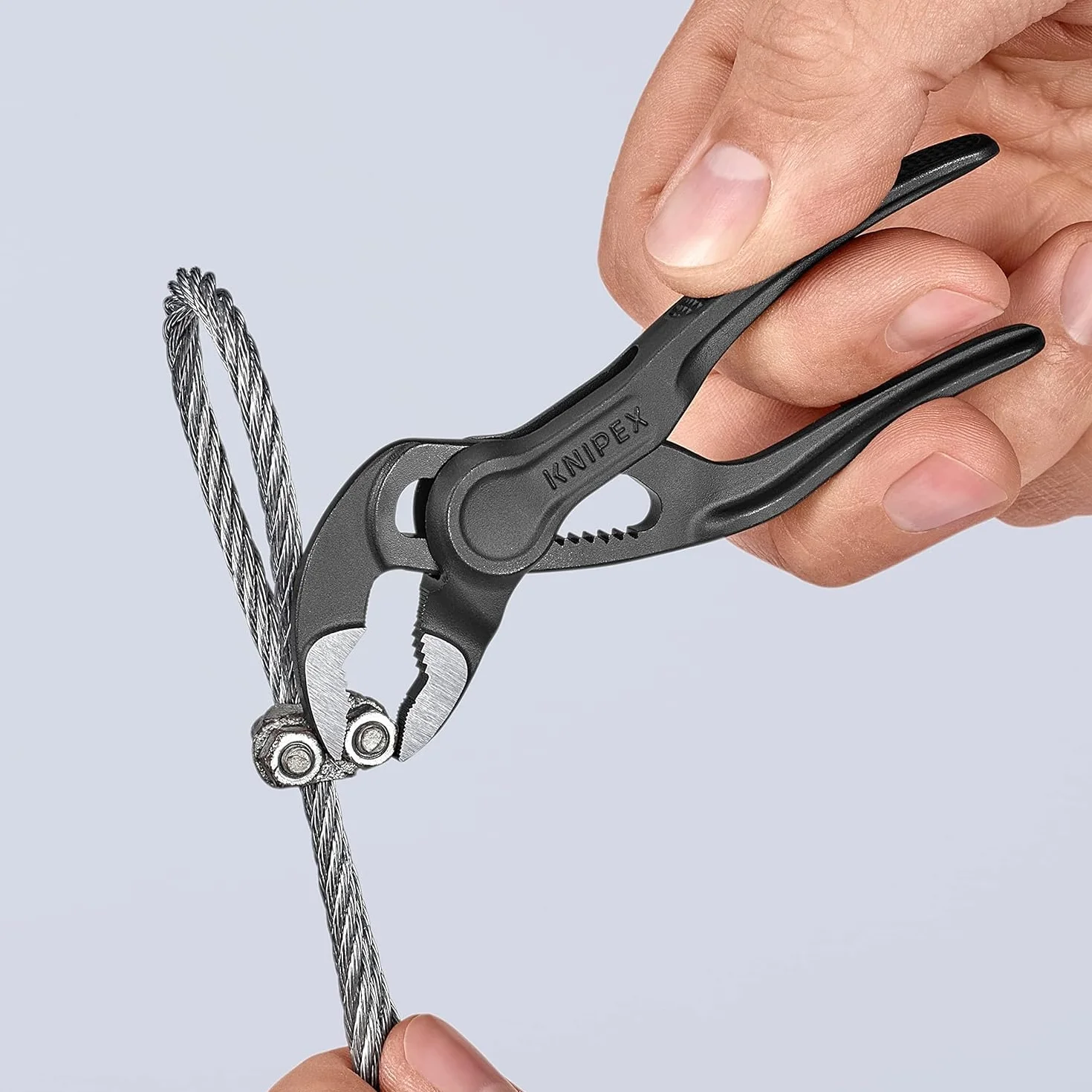 Knipex Cobra XS Mini-Pince multiprise, 100 mm, écrous jusqu'à 24 mm, tuyaux jusqu'à 28 mm, réglage fin par bouton pression, autobloquante, 87 00 100