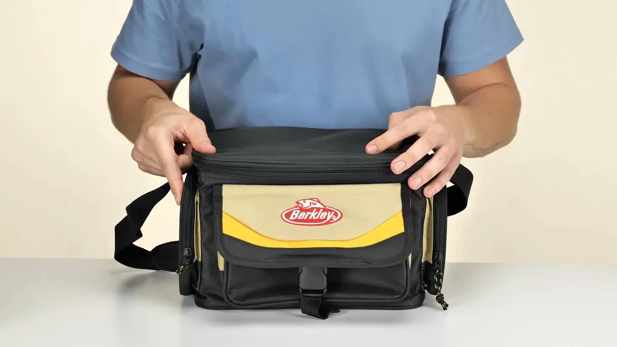 Berkley System 4 Box Storer - Fishing Tackle Bag with 4 Fishing Tackle Boxes, Cooler Segment for Bait, Lures and Gear, Waterproof Tackle Management Saltwater Sea & Freshwater Anglers, Colours & Sizes