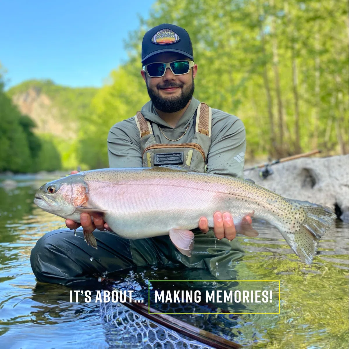 Trout Magnet Kit de pêche 82 pièces néon Comprenant 70 appâts à Truite et 12 hameçons, Taille 8