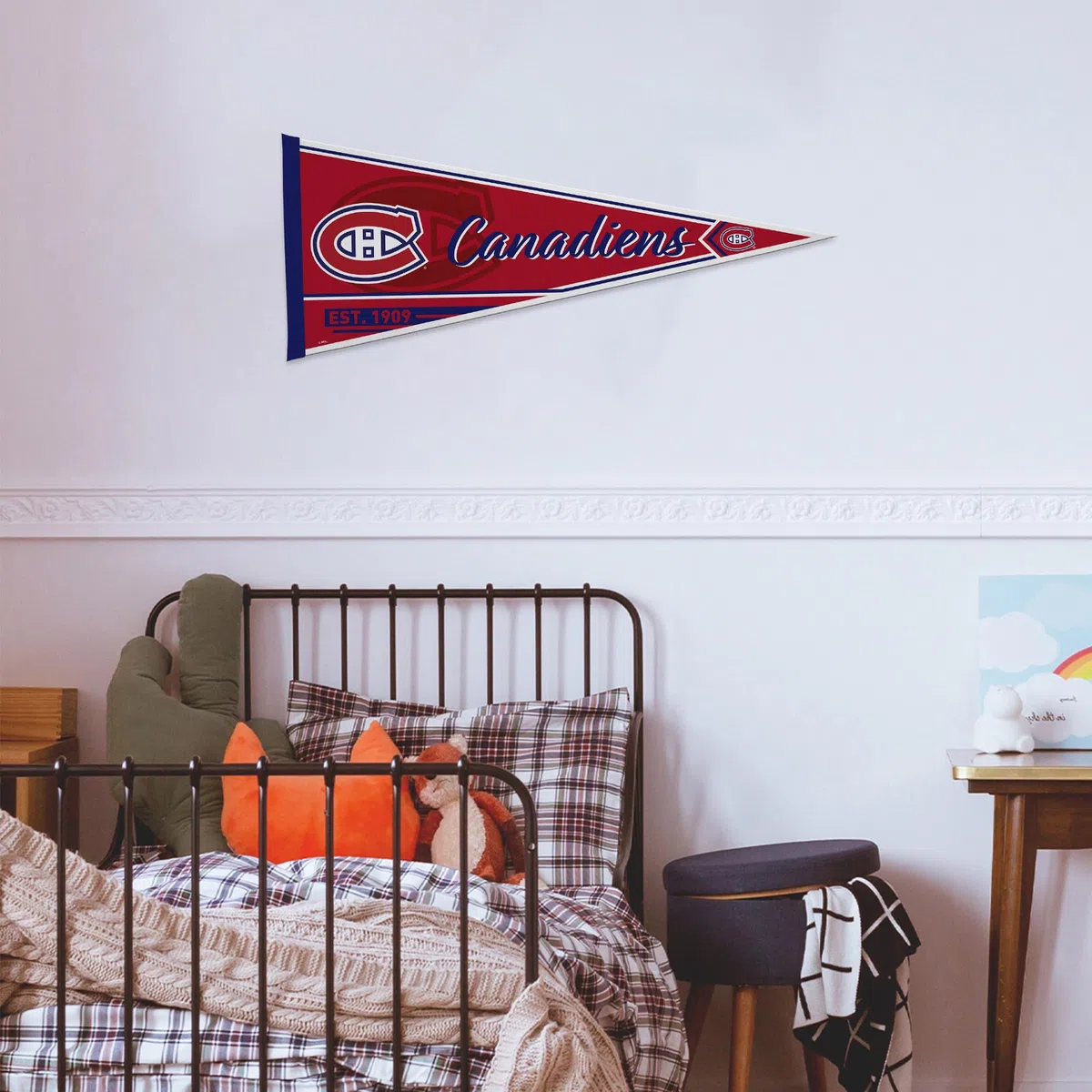 Rico Industries Fanion mural classique en feutre de la LNH Hockey Canadiens de Montréal 30,5 x 76,2 cm – Idéal pour la maison/la chambre à coucher/la décoration de grotte d'homme