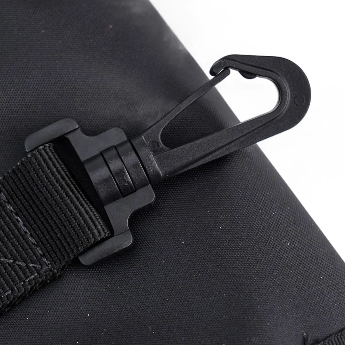 Lioaeust Sac en maille pour la plongée sous-marine avec construction en PVC et nylon, équipé d'un anneau en D et d'une boucle pivotante pour une fixation sûre des moulinets de bouée de marquage et des