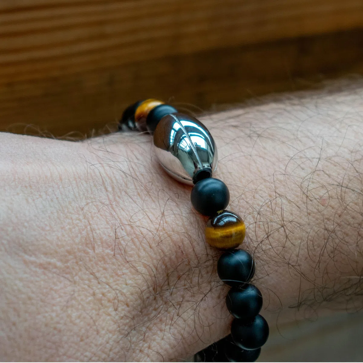Ernestine - Bracelet Rugby homme - cadeaux fans de sport - idée cadeau fête des pères anniversaire Noël - accessoire hommes mode spécial et haute qualité - bijoux bracelets rugbyman