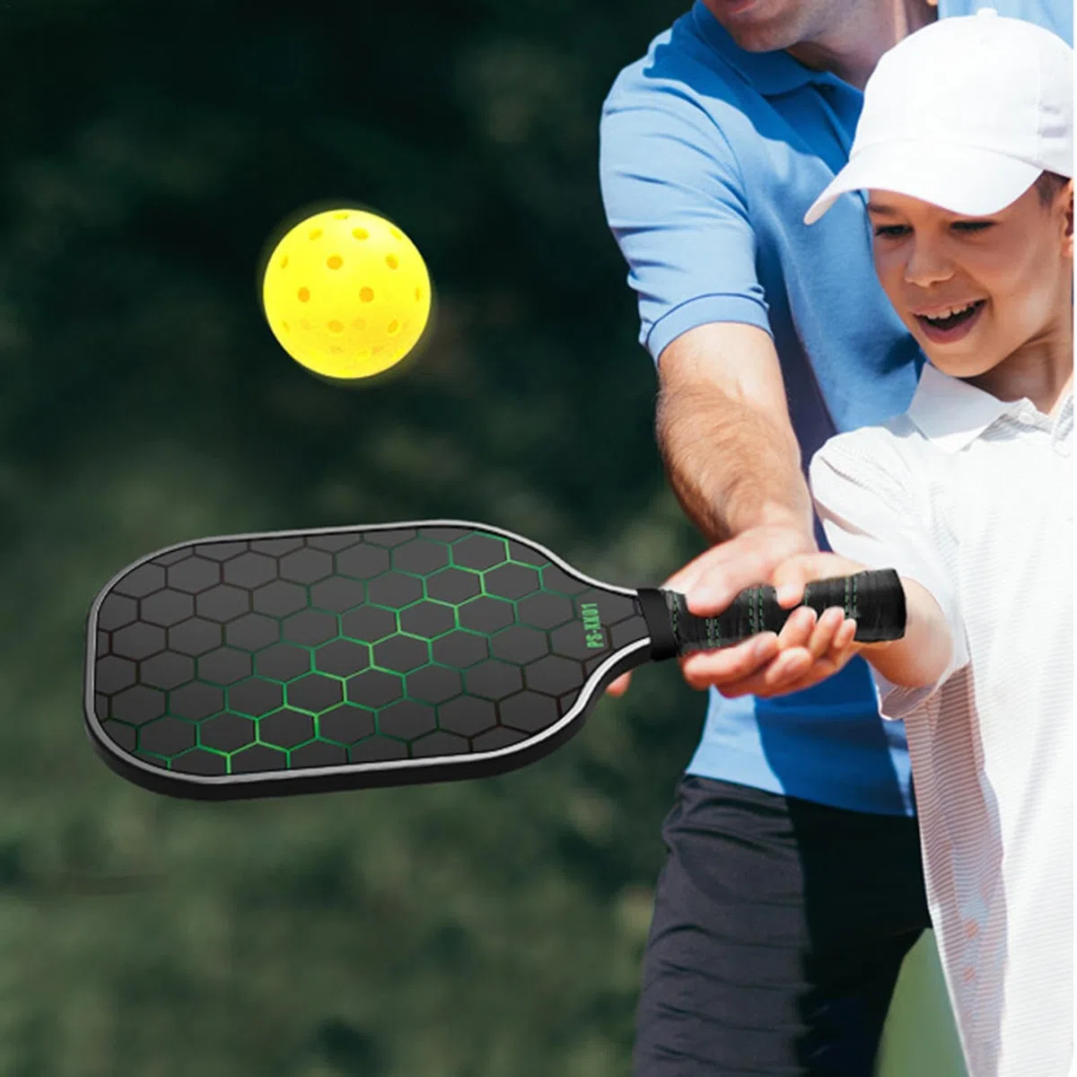 Pickle Ball Jeu de raquettes professionnelles pour jeux en intérieur et extérieur, palettes et balles Pickle Ball | Raquette en fibre de verre avec 4 boules de cornichon, raquette de