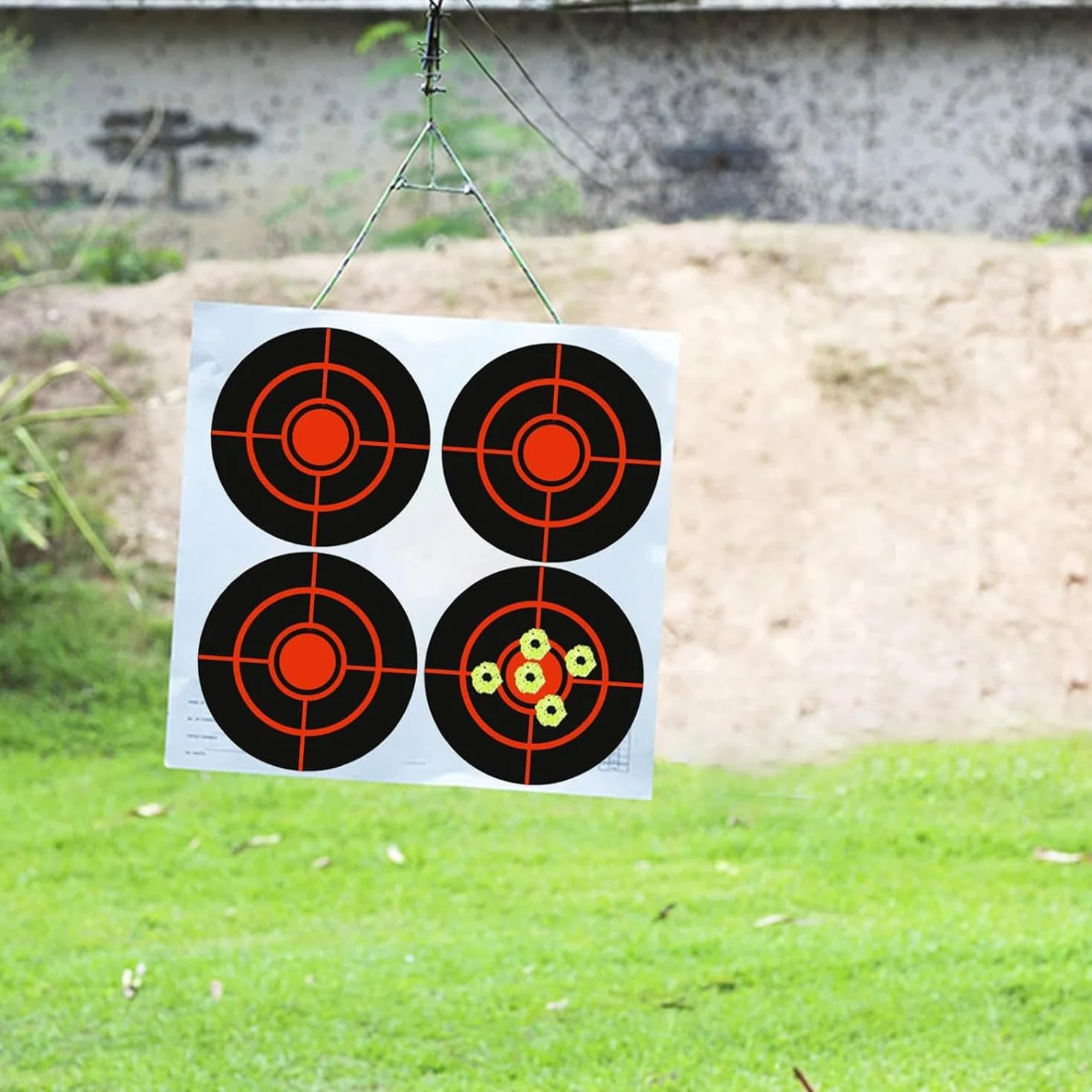 Atflbox 250 pièces Cibles de tir Autocollantes avec disques réactifs Jaune Fluorescent Cibles en Papier de 7,6 cm pour Exercices de tir au Fusil, Pistolet et Pistolet BB Airsoft