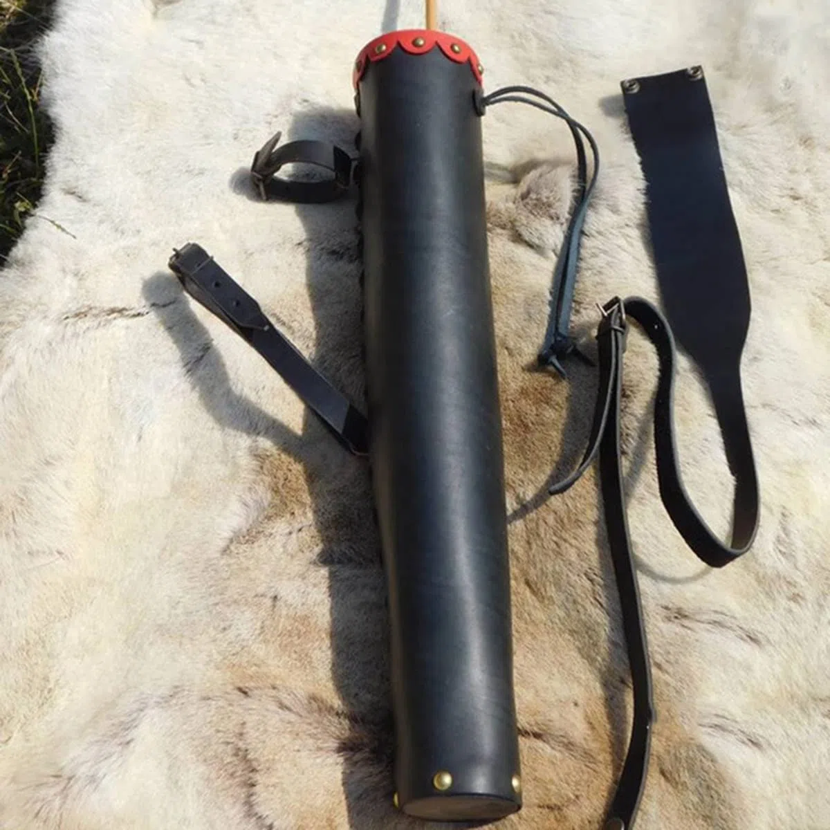 Carquois arrière médiéval Fait à la Main Sac de Porte-flèche en Cuir PU pour tir à l'arc Traditionnel pour la Chasse au Cosplay, Style médiéval