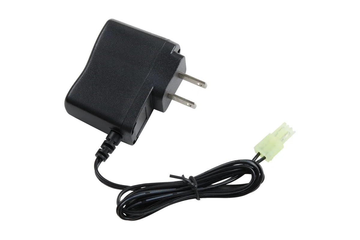 Lancer Tactical Airsoft Chargeur de batterie RC pour batteries NiMH/NiCd 9,6 V (8S) Chargeur de prise CA 12 V 400 mA avec connecteur Tamiya standard