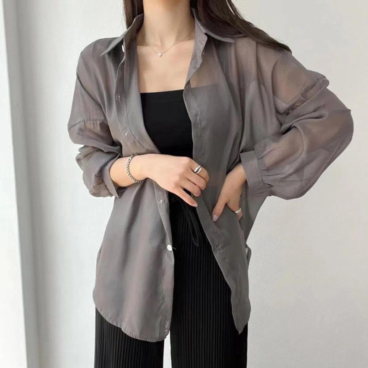 Chemise en Mousseline avec Protection UV, Couverture de Plage légère à Manches Longues, Chemise en Mousseline avec Protection Solaire pour Femmes