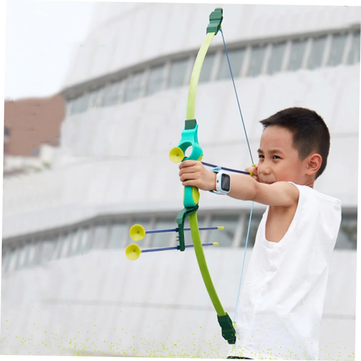 BESPORTBLE Ensemble de Jeu Arc et Flèches Corde Réglable pour Garçon et Filles Jouet Sûr et Flèches à Ventouse en Abs Vert pour Divertissement Extérieur