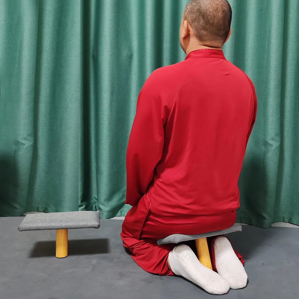 Banc de méditation, Chaise de prière Portable avec Coussin, tabourets ergonomiques pour la méditation et Les Genoux, siège d'équilibre pour la Relaxation, Femmes, Hommes et Adultes