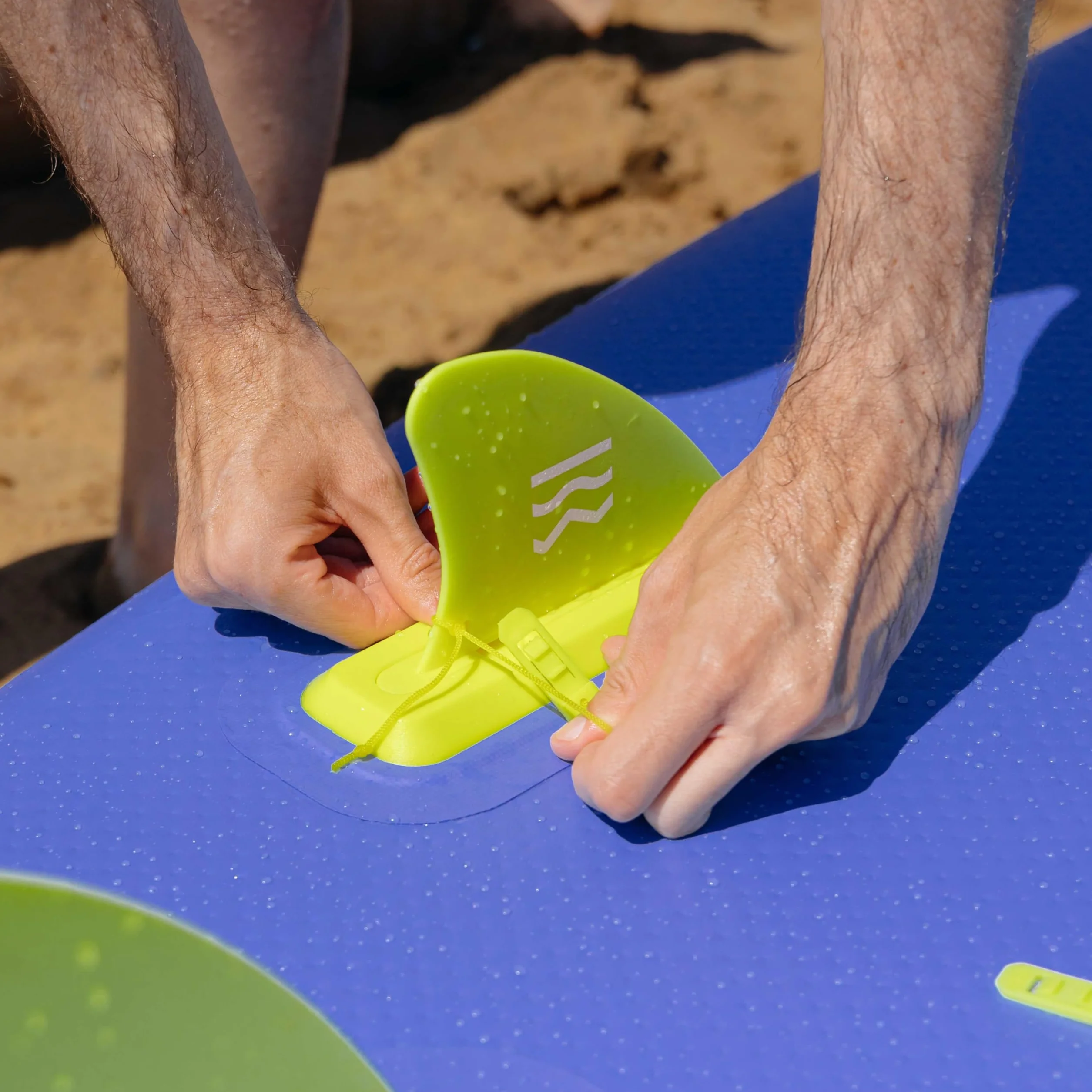 HUIIKE Aileron Paddle Gonflable Pack de 3 Detáchable Aileron pour Paddle Aérodynamique avec Verrouillage de Sécurité, Accessoires Planche Gonflable | Paddleboard Sun Fin Installation sans Outil