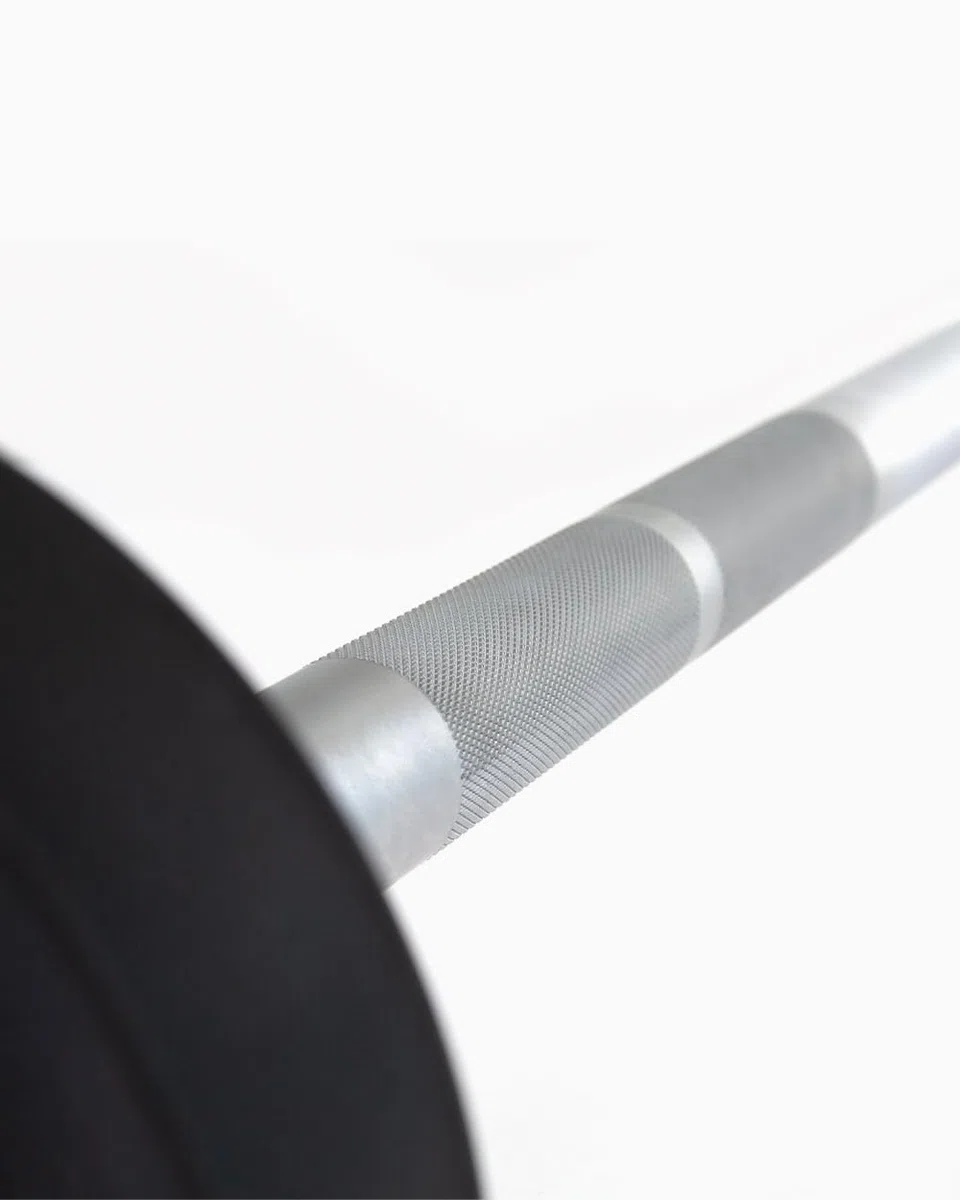 BOOMFIT Barre de Musculation avec Poids Fixe 10-50 kg | Haltère Longue en Acier Chromé et Caoutchouc | Barre pour Squat et Développé Couché | Home Gym et Fitness