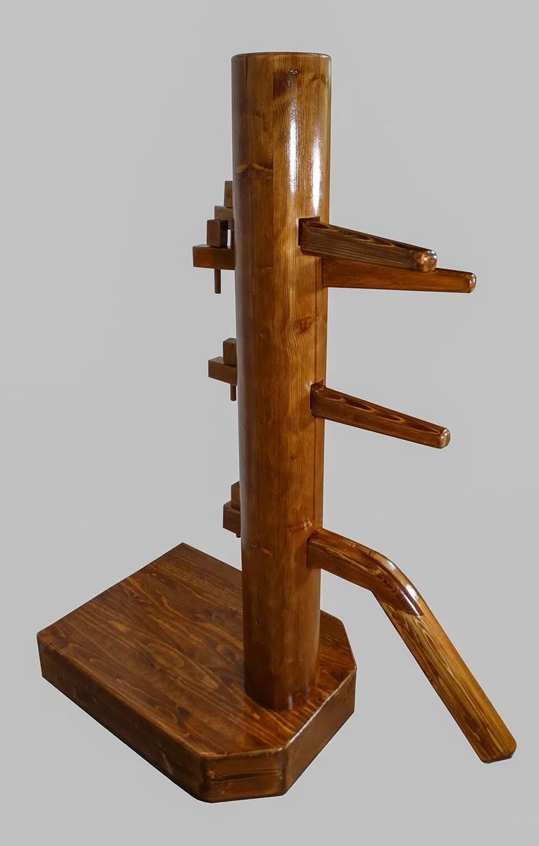 Wing Chun Wooden Dummy Closed Base