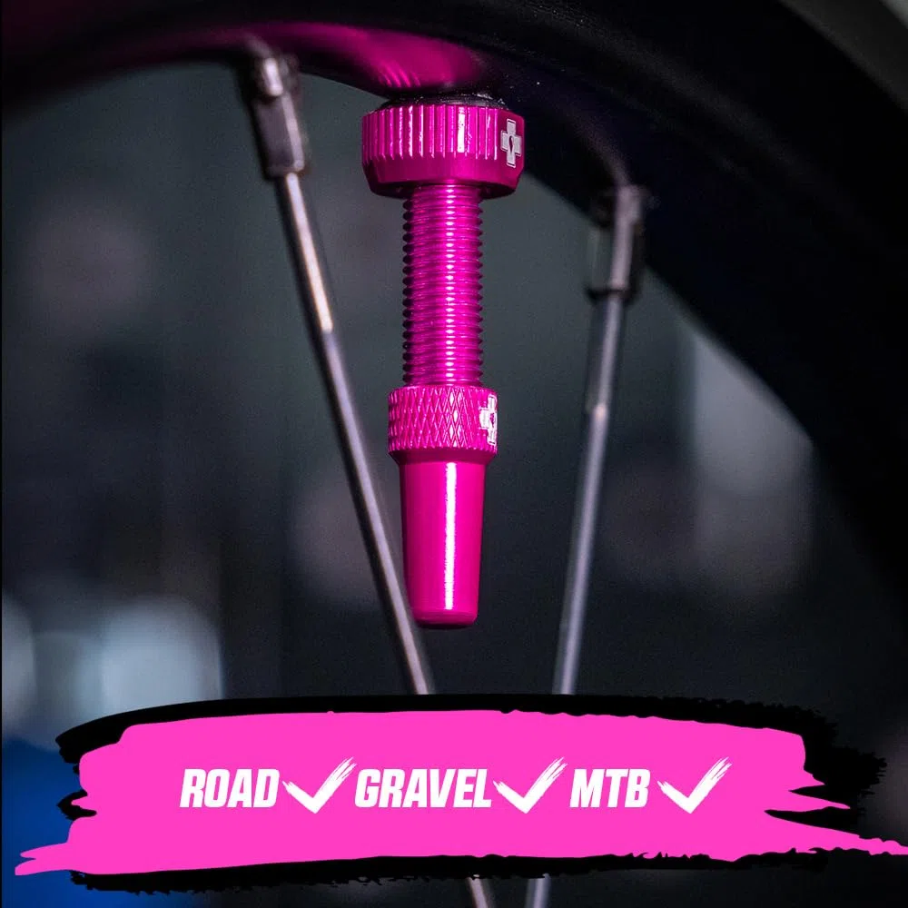 Muc-Off Valves Presta Tubeless - 44 mm - Valves de Vélo Anti-Fuite de Qualité Supérieure avec Outil Démonte-Obus de Valve Intégré - Rose