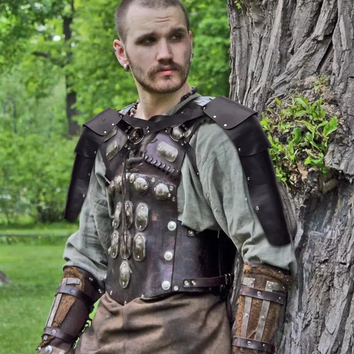 NICENEEDED Armure Médiévale à Épaule Unique Harnais de Chevalier Gladiateur en Cuir PU Armures D'Épaule Simples Réglables