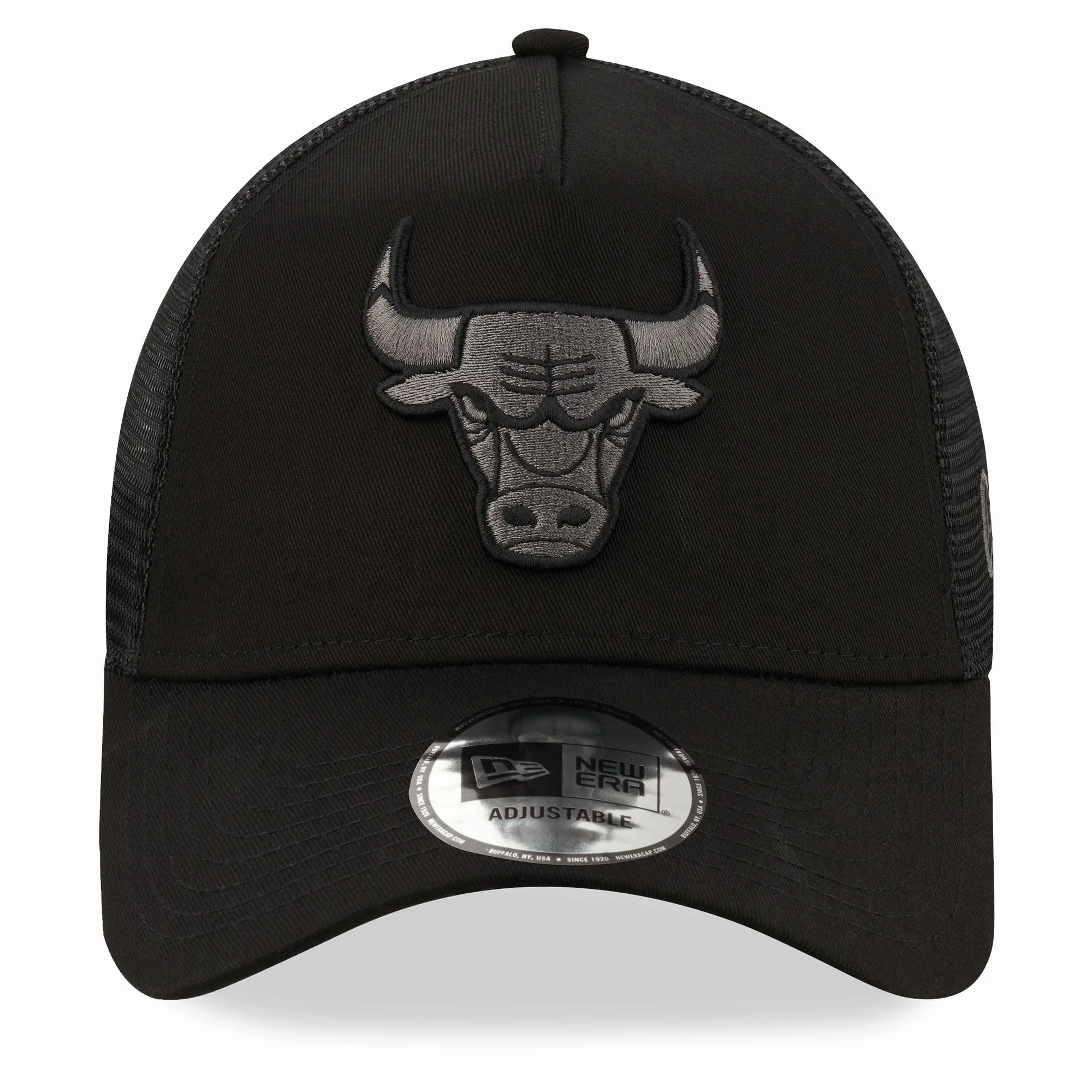 New Era Chicago Bulls Home Field Black 9Forty Trucker Strapback Cap