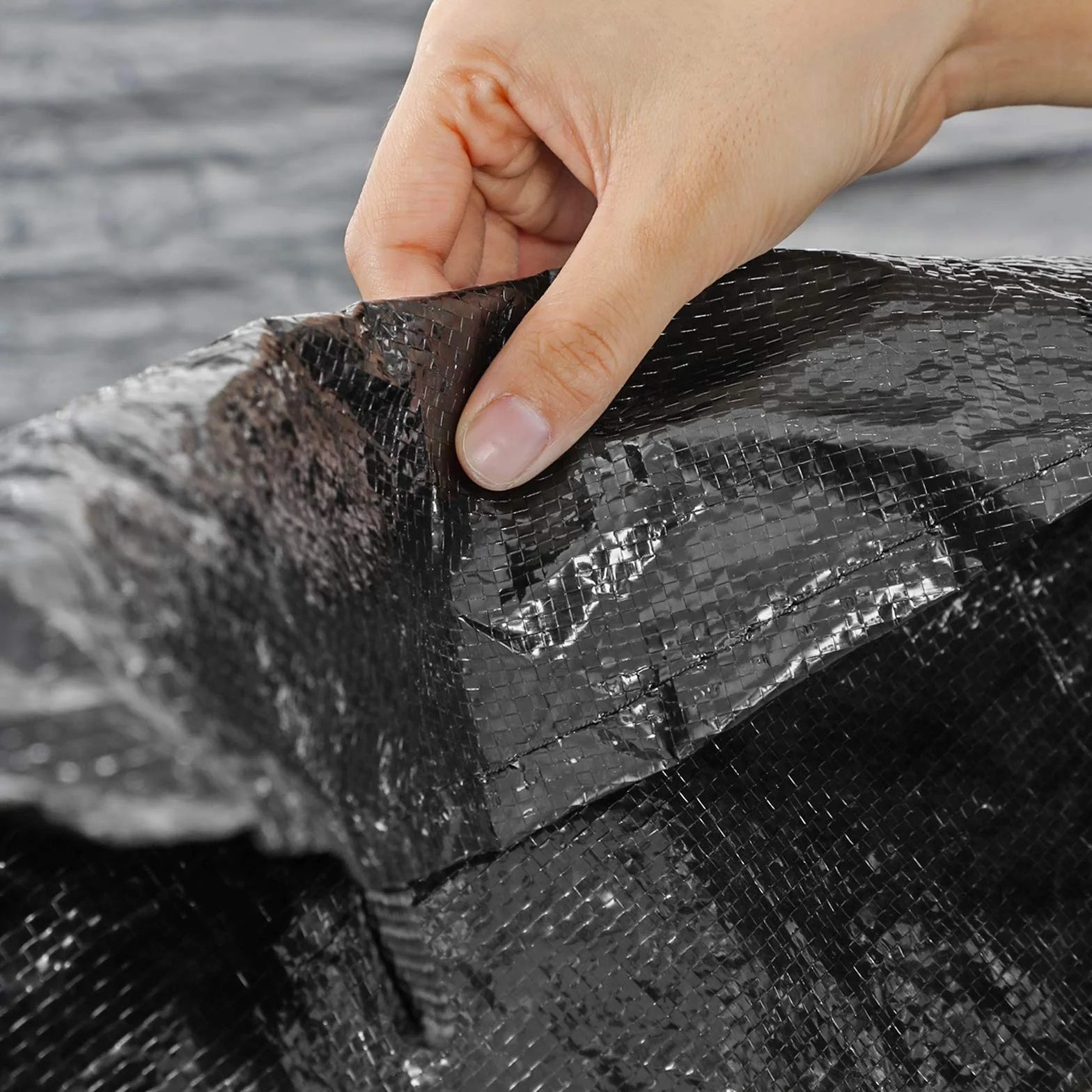 SONGMICS Housse de Trampoline,Ø 244 305 366 cm, Bâche de Protection, avec Trou d’évacuation d’Eau, Protection Contre la Pluie, Le Soleil, la Neige, Sangles élastiques, Crochets