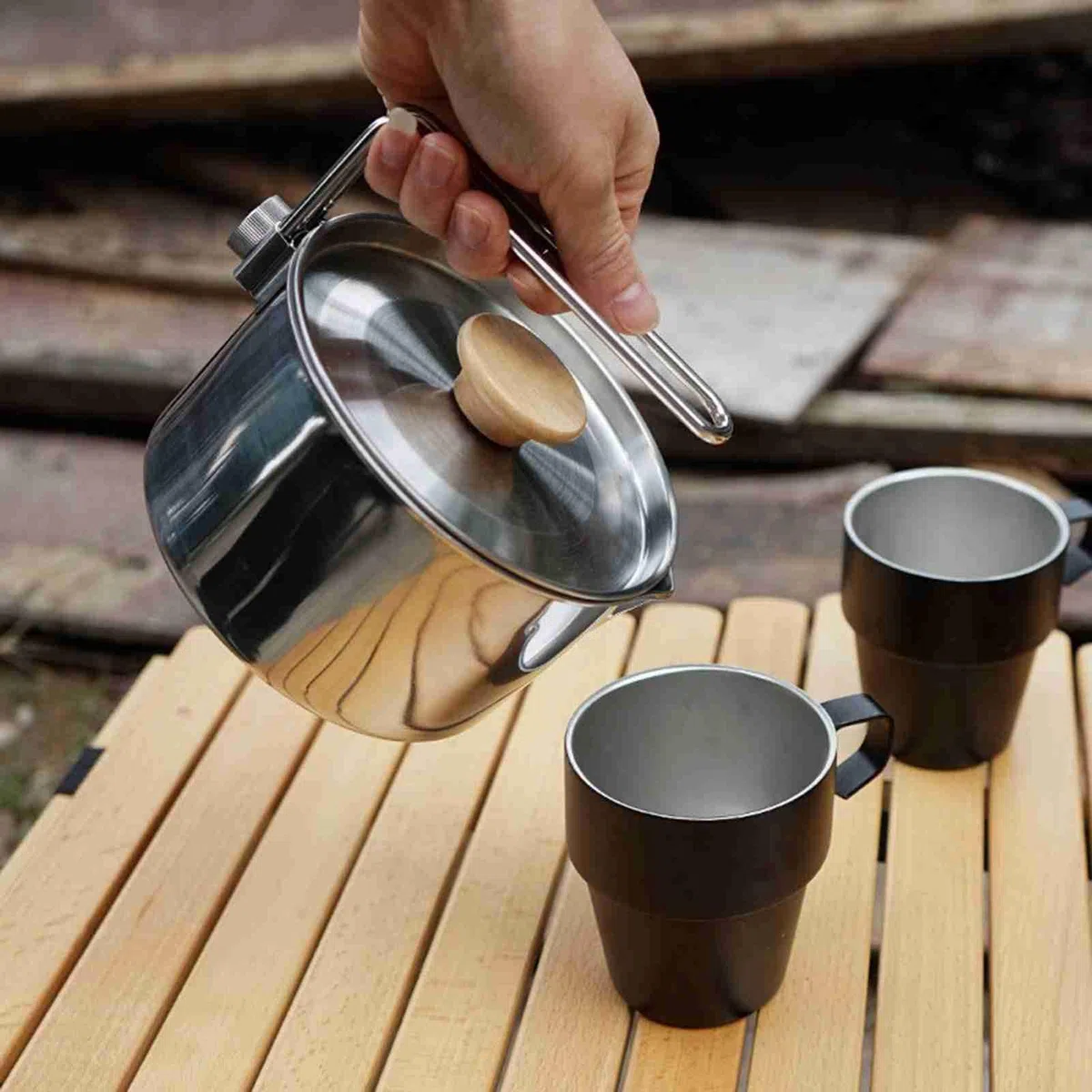 1L Marmite de Camping, Bouilloire de Camping Inoxydable Avec Poignée et Couvercle Pliables Batterie de Cuisine Portative pour Poêle à Pique-nique Casserole de Cuisson pour Feu de Camp