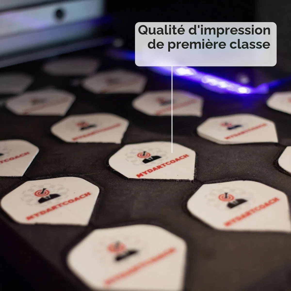 Ailettes de fléchettes personnalisées avec photo et nom | 8 jeux de ailettes fléchettes personnalisées avec le motif de votre choix (24 pièces) | Ailettes pour fléchettes à personnaliser comme cadeau
