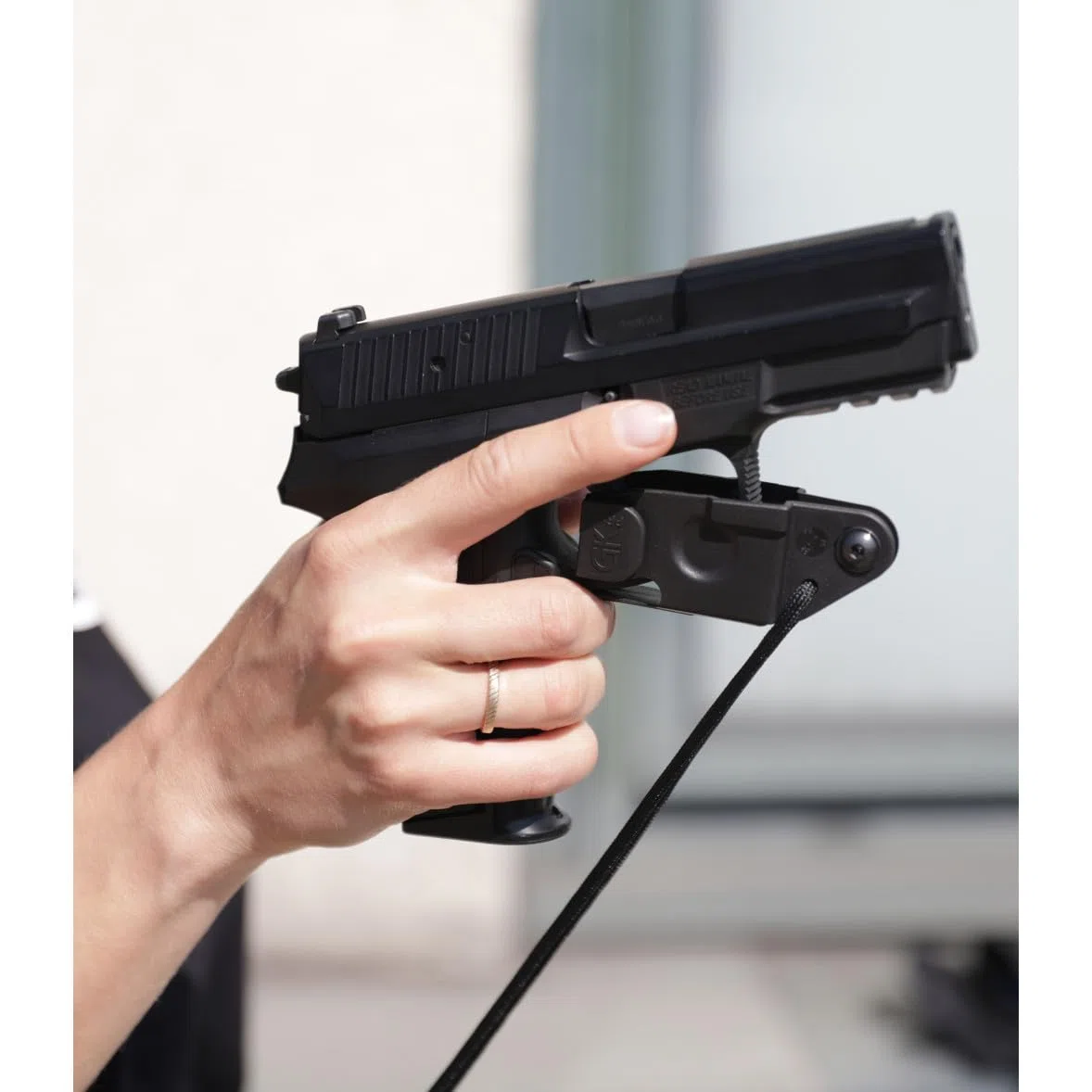 Inside universel ambidextre avec système STG et paracorde - Noir - GK