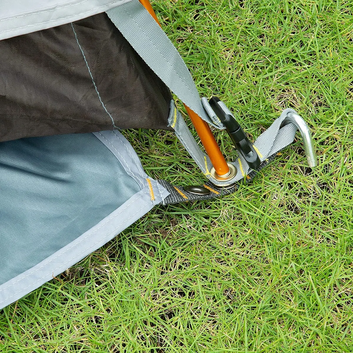 Bessport Bâche de Tente 230 x 190 cm-Gris-Ripstop 210D Tissu Oxford Imperméable Camping bâche Tarp Idéal pour Faire du Camping, de la randonnée ou pour Voyager à l'extérieur