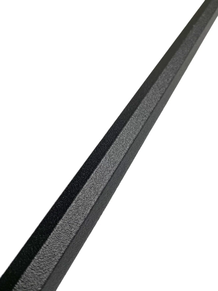 Sai en plastique - 49,5 cm - Noir - Forme octogonale - Fourchettes à saï légères (paire) - Souple