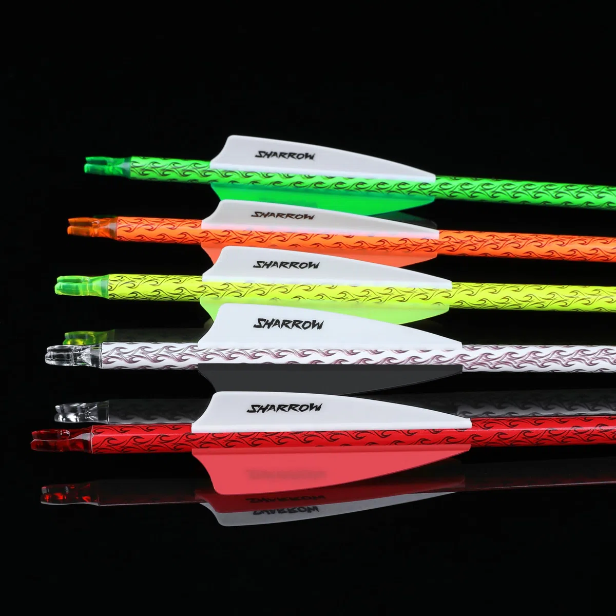 wolfman 30 Pouces ​Flèche de Carbone Coloré Spine 500 Flèche Carbone Flèche de Chasse avec 4" Plume Flèches pour Arc Classique Arc a Poulies Arc Long Tir à l'arc