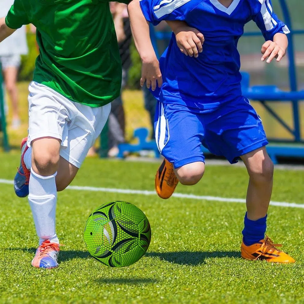 Ballon de Football en Fluorescence, Ballon De Foot Taille 5 pour Enfant et Adultes, Ballon de Football Lumineux avec Pompe, pour entraînement de Football, Jeux de Nuit, intérieur et extérieur