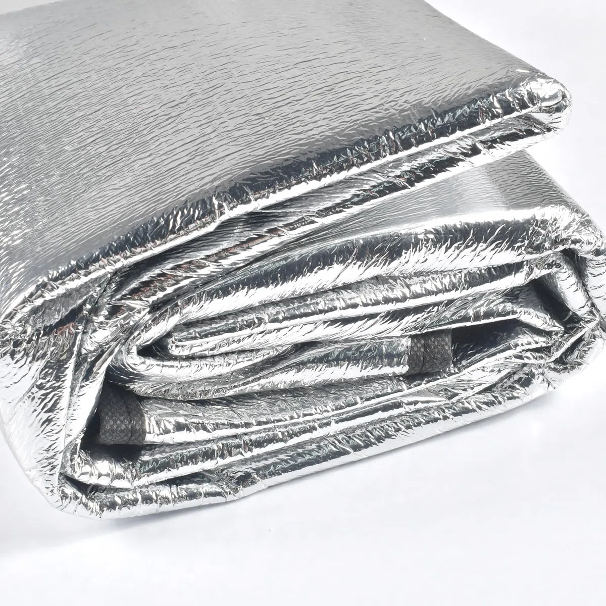 Funmo Tapis De Tente Double Face en Aluminium, 200cm x150cm Tapis de Couchage en Mousse, Tapis Isolant Thermique ImperméAble Pliable, Tapis De Sol Ultra Léger, Tapis D'étanchéité pour Camping