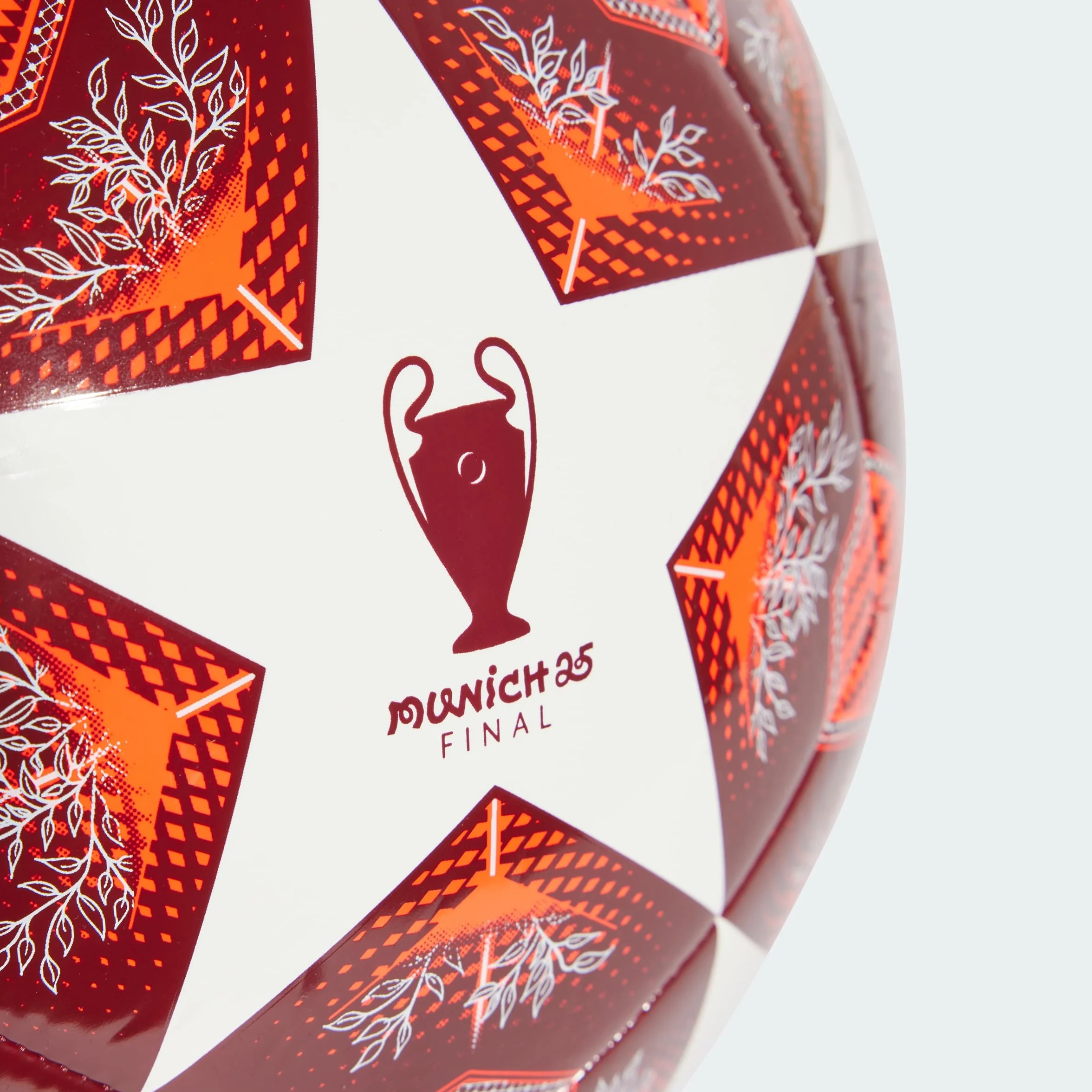 adidas UEFA Champions League Club JH1284 Ballon de Football, Unisexe, Rouge, 3 EU