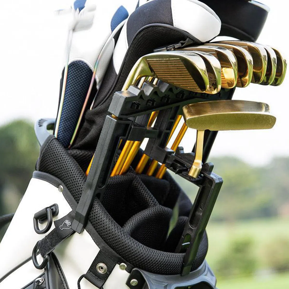 Organisateur de Sacs de Golf, Cadre réglable Portable avec 9 Emplacements Fixes pour Sac de Golf en intérieur ou en extérieur