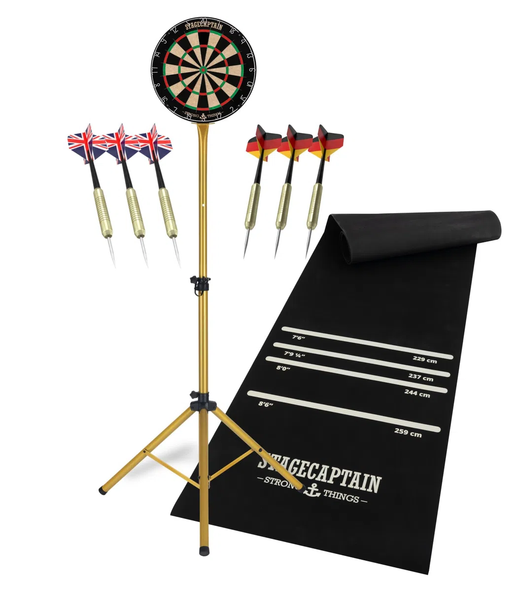 Stagecaptain DBS-1715 Bullseye Pro Cible de Fléchettes Complète - Steeldarts en Sisal, Tapis Caoutchouc, Support réglable, 6 fléchettes, 4 Sets de Flights - Or.