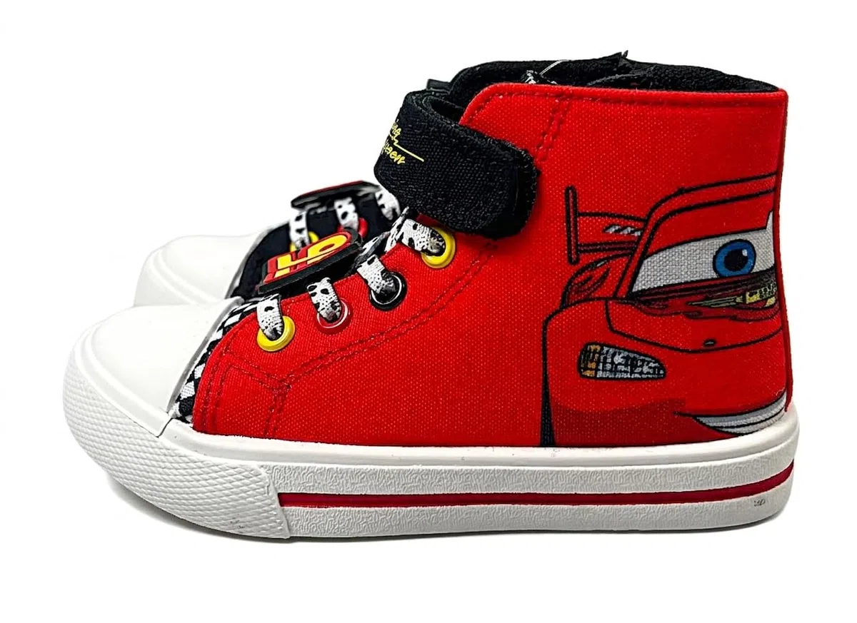 Disney Baskets montantes Cars Lightning McQueen en toile pour garçon sous licence officielle avec sangle de fermeture Rouge/noir Tailles 39 à 46