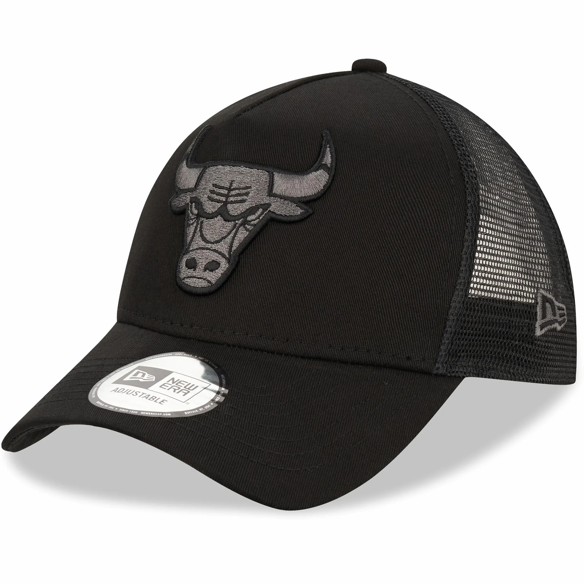New Era Chicago Bulls Home Field Black 9Forty Trucker Strapback Cap