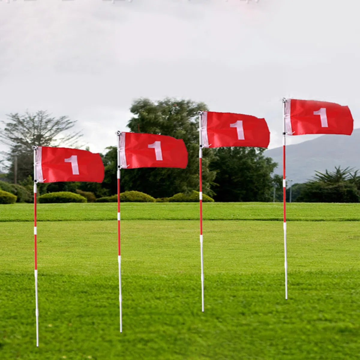 Ensemble de drapeaux de golf avec trou pour putter des drapeaux verts et une tasse de trou portable pour cour et jardin
