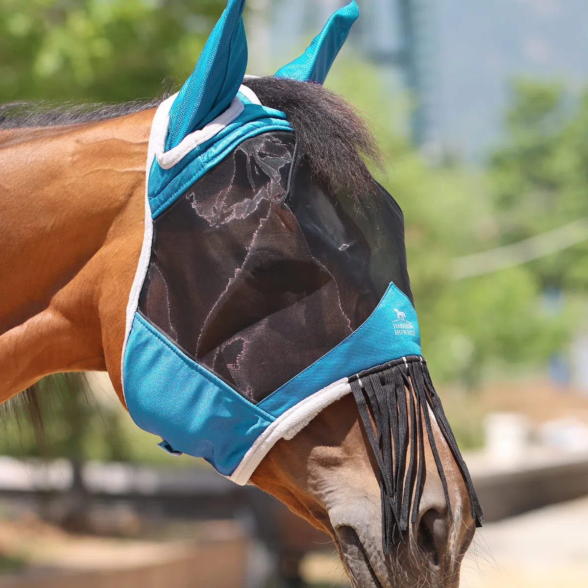 Harrison Howard CareMaster Masque Anti-Mouches pour Cheval avec Oreilles et Franges de Nez Bleu Ciel Taille complète